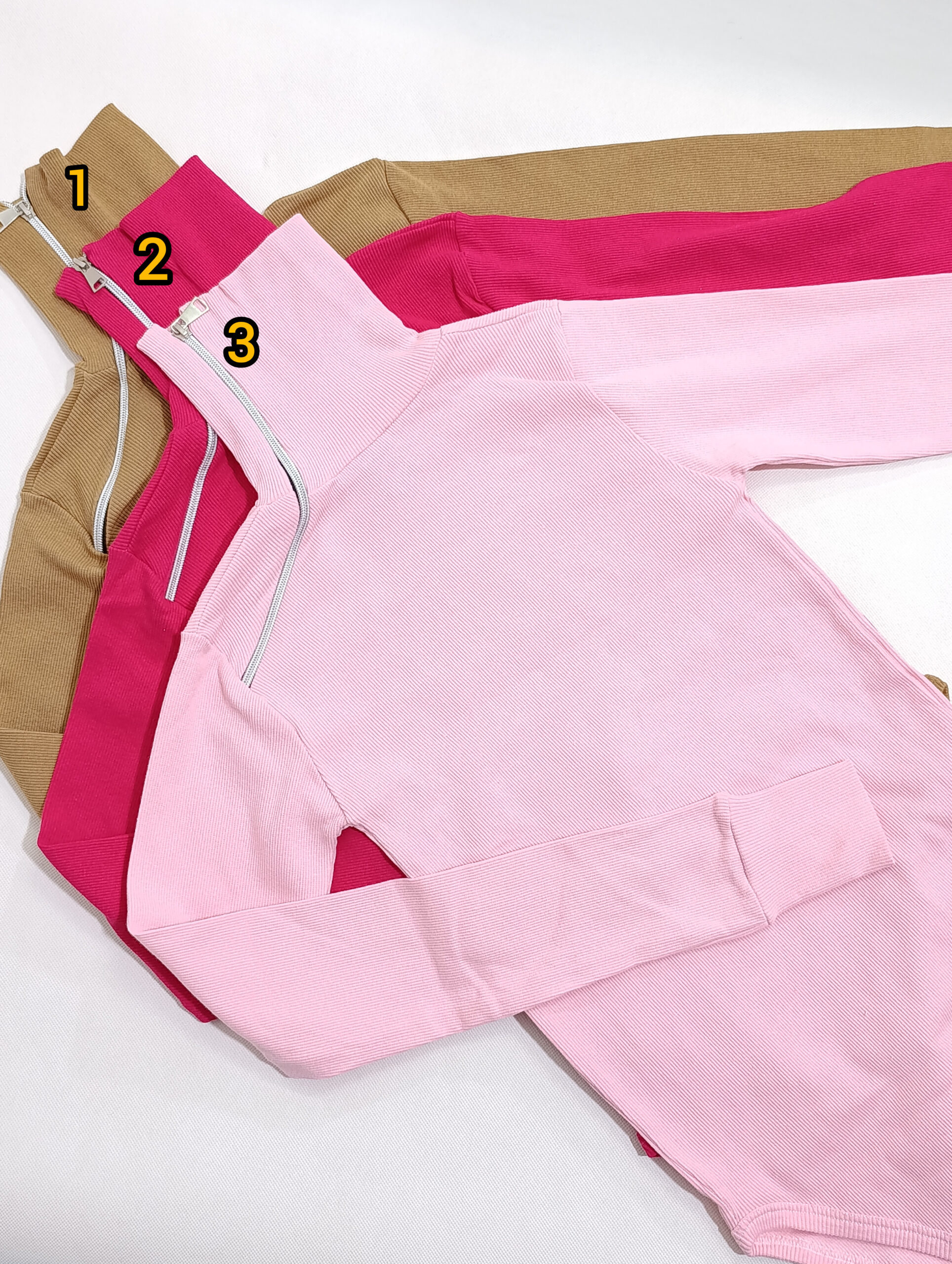 InShot_20260831_161126434 بادی یقه اسکی زیپی - Image 1
